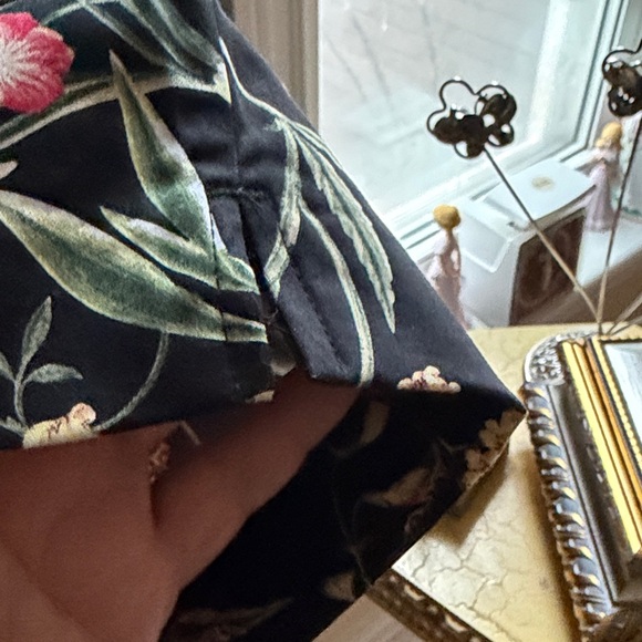 Reitmeins Floral Black Stretch Pants - Botanical Print. NWT - Picture 9 of 9